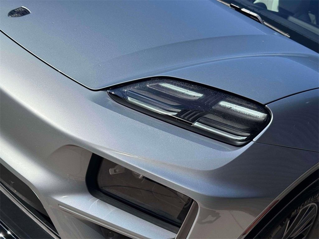 New 2025 Porsche Macan Turbo Electric image 12