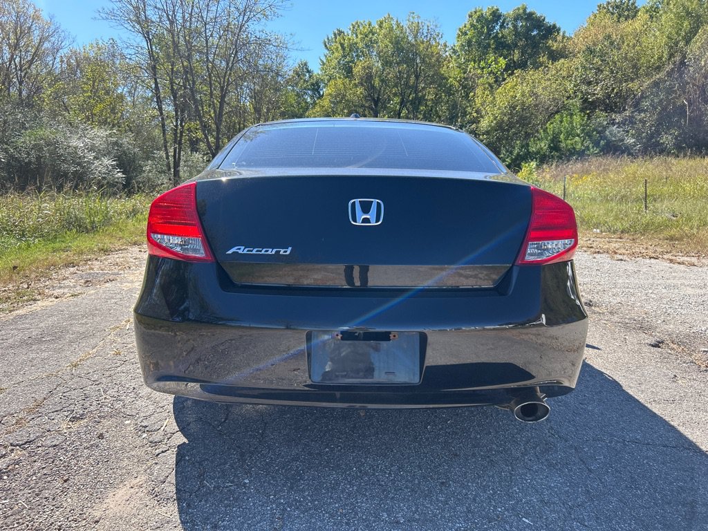Used 2011 Honda Accord EX-L image 4