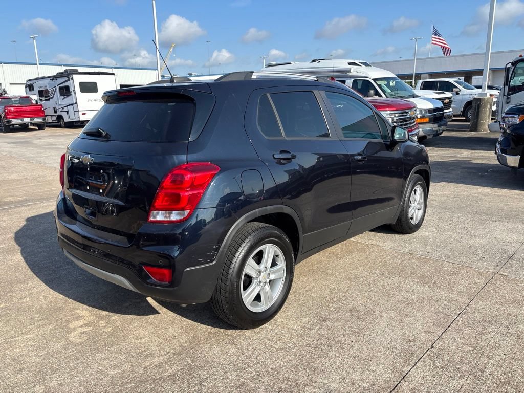 Used 2021 Chevrolet Trax LT w/ Driver Confidence Package FWD image 5