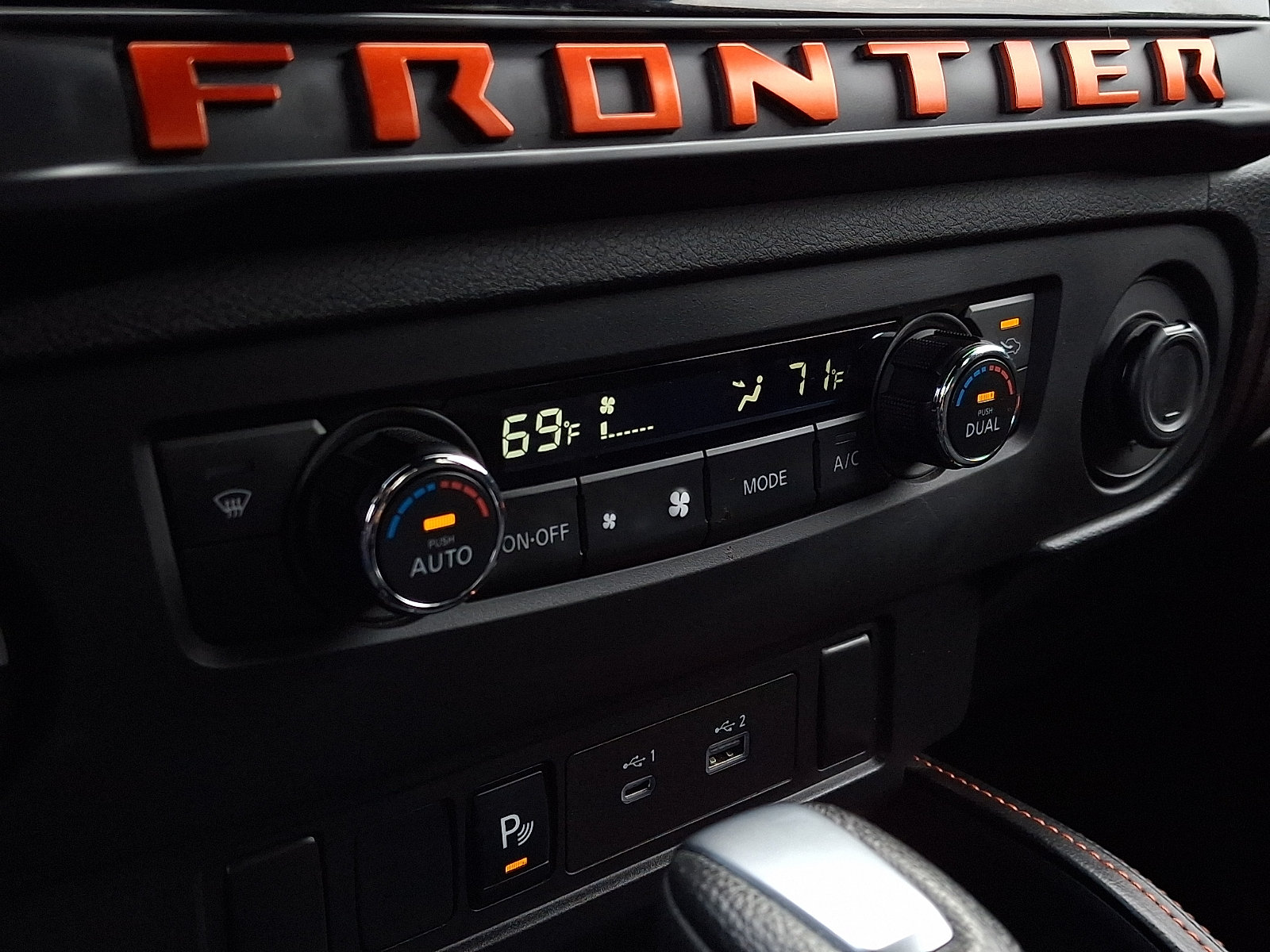 Certified 2025 Nissan Frontier PRO-4X AWD/4WD image 14