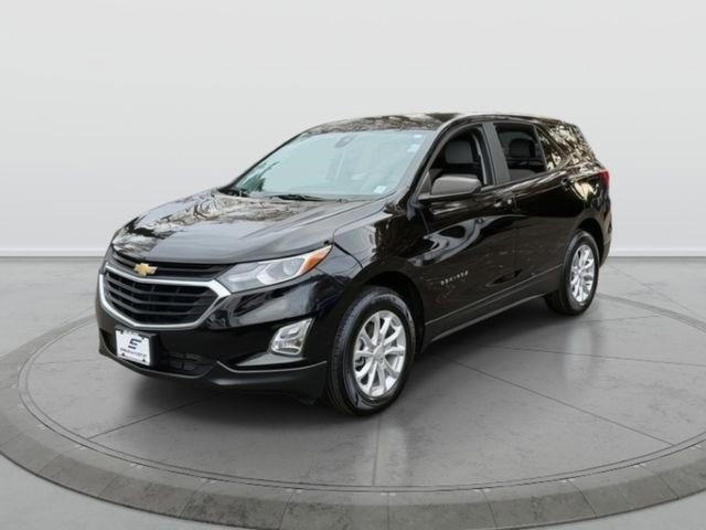 Used 2021 Chevrolet Equinox LS w/ LS Convenience Package image 3