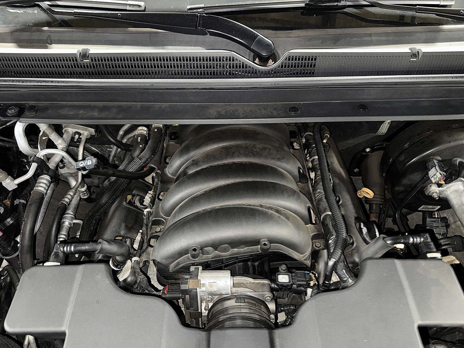 Used 2019 Chevrolet Tahoe Premier AWD/4WD image 12