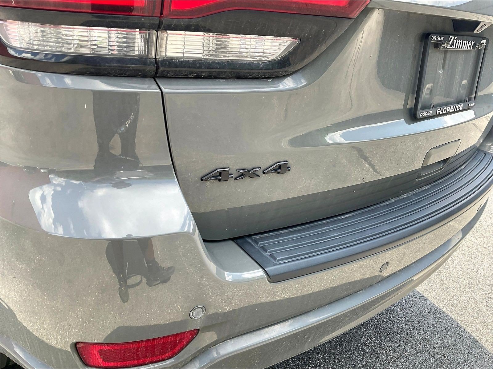 Used 2021 Jeep Grand Cherokee Laredo X AWD/4WD image 25