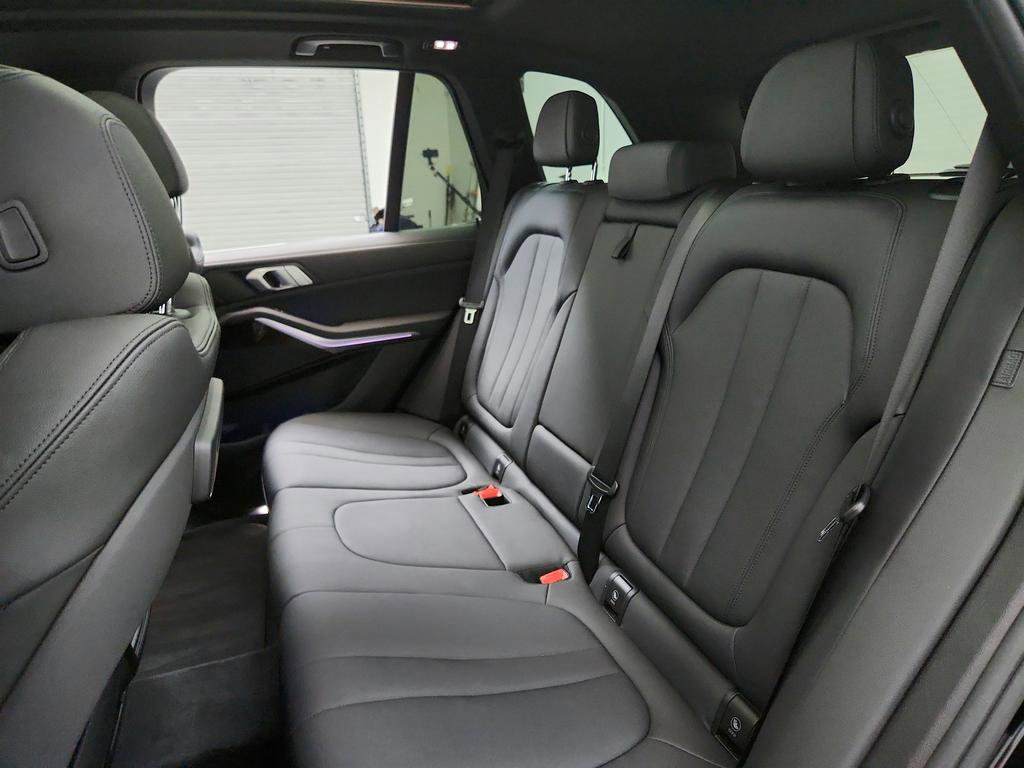 Used 2019 BMW X5 xDrive40i w/ Premium Package 2 AWD/4WD image 25
