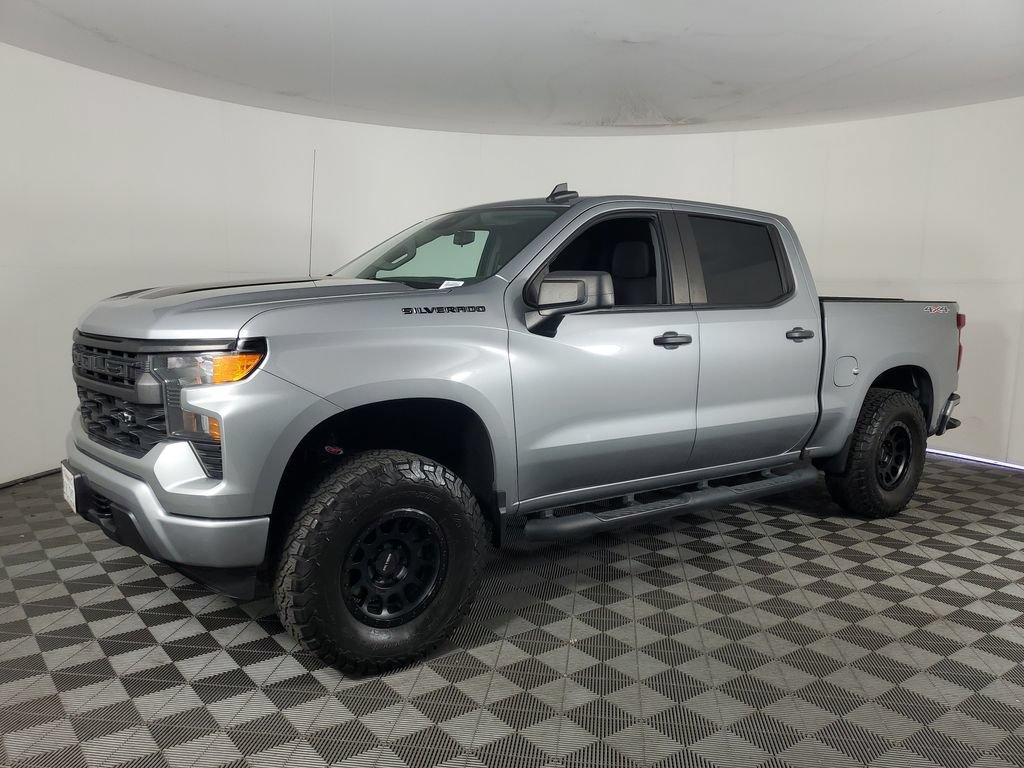 Used 2024 Chevrolet Silverado 1500 Custom w/ Rally Edition AWD/4WD image 8