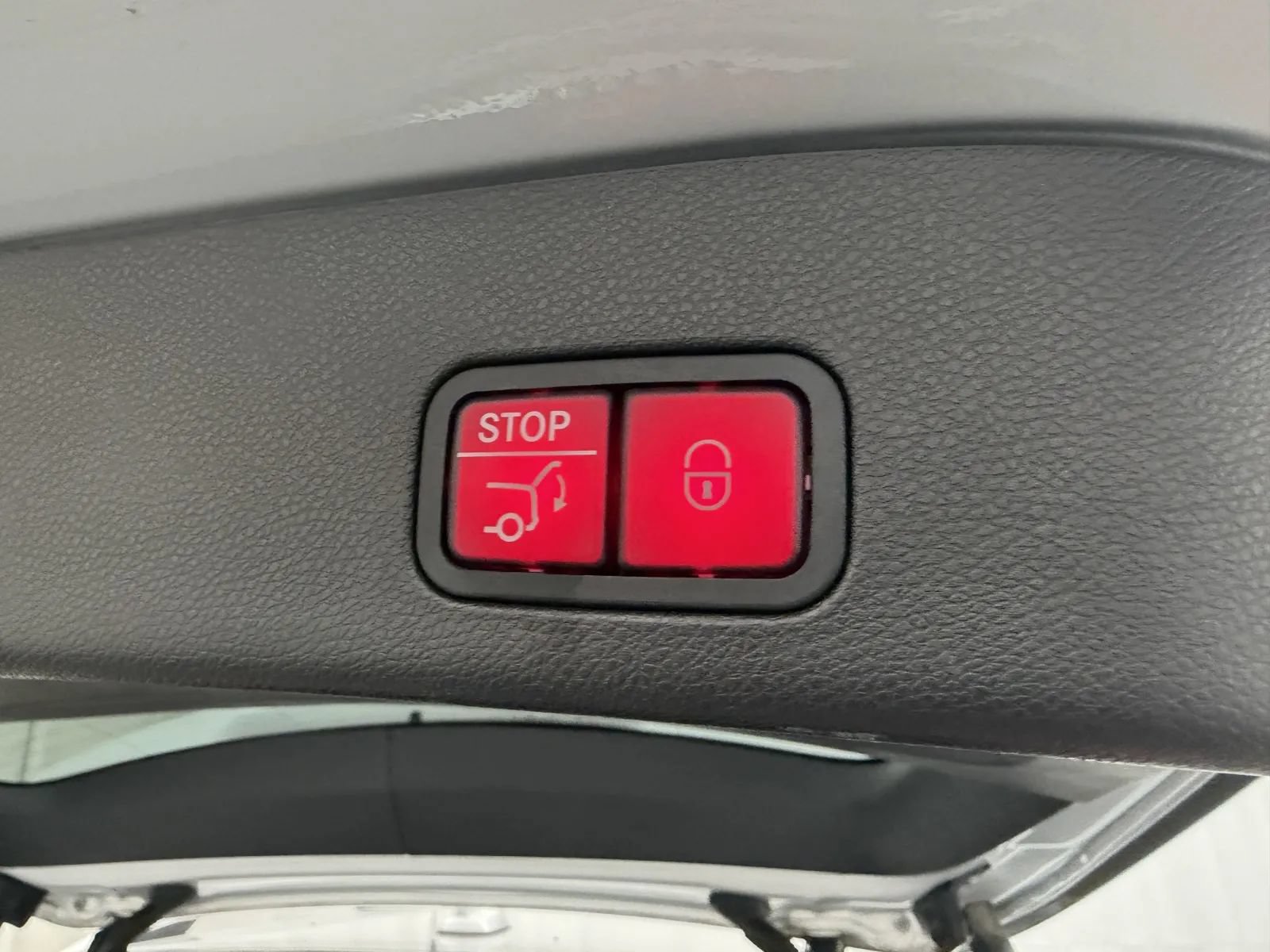 Used 2017 Mercedes-Benz GLS 450 4MATIC image 46