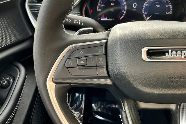 New 2025 Jeep Grand Cherokee L Altitude image 17