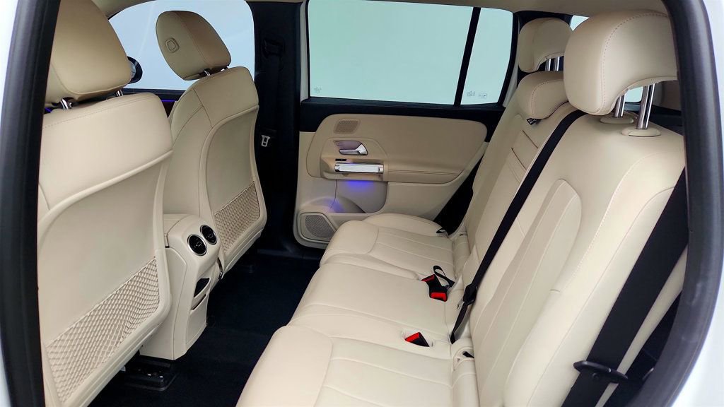 Used 2023 Mercedes-Benz EQB 250+ w/ Exclusive Package image 20