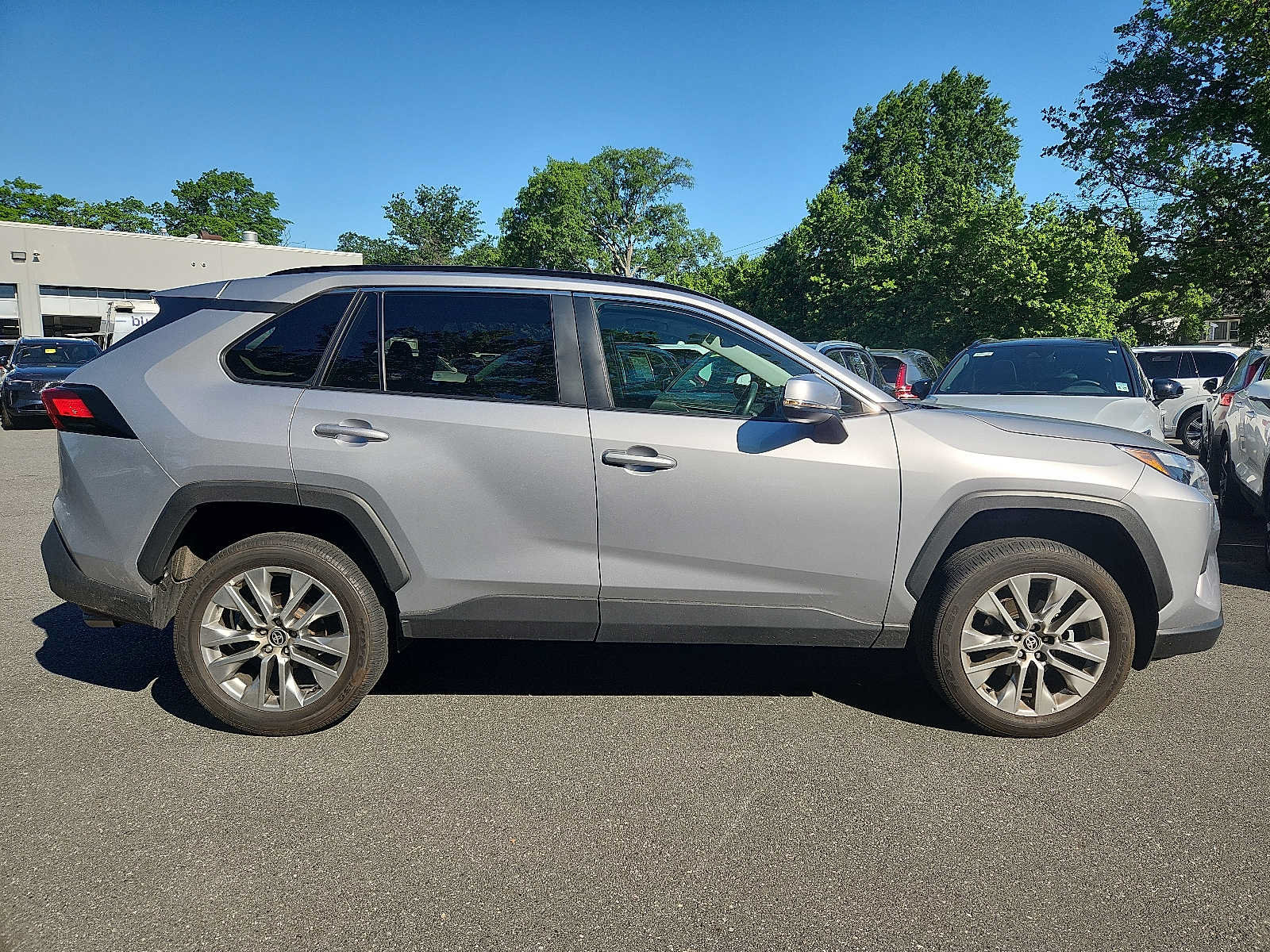 Used 2024 Toyota RAV4 XLE Premium w/ Weather Package AWD/4WD image 7