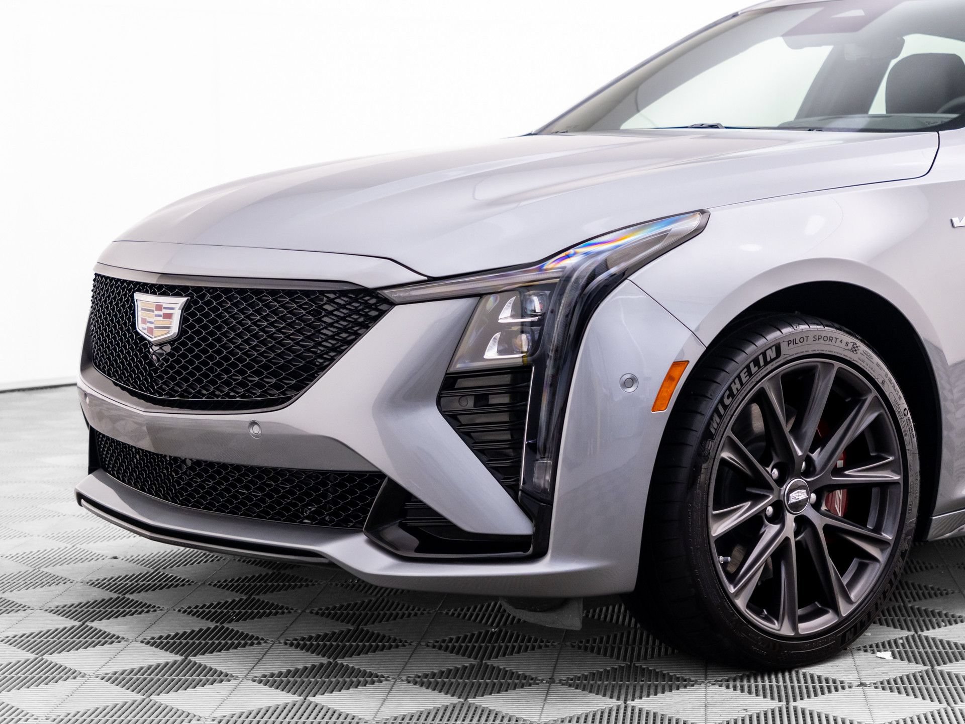 Certified 2026 Cadillac CT5 V w/ Technology Package AWD/4WD image 32