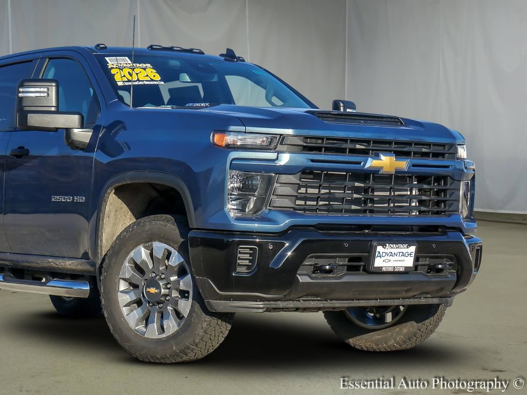 New 2026 Chevrolet Silverado 2500 Custom w/ Custom Value Package AWD/4WD video 3