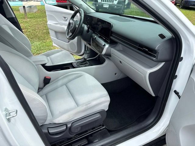 Used 2025 Hyundai Kona SEL AWD/4WD image 26