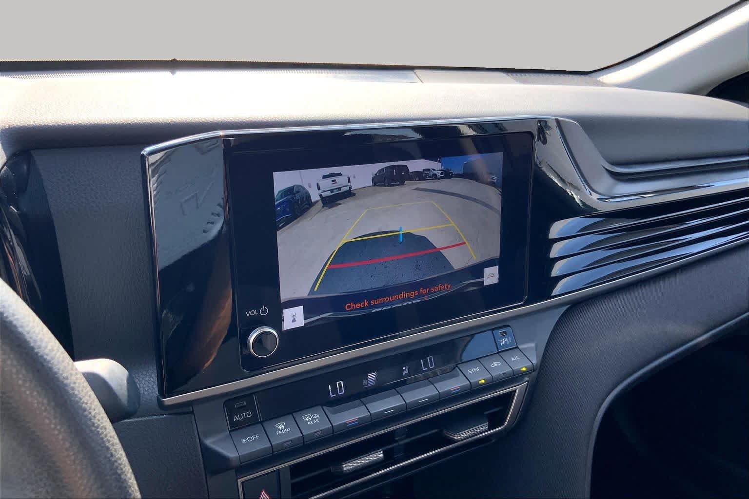 Used 2025 Toyota Camry LE FWD image 27