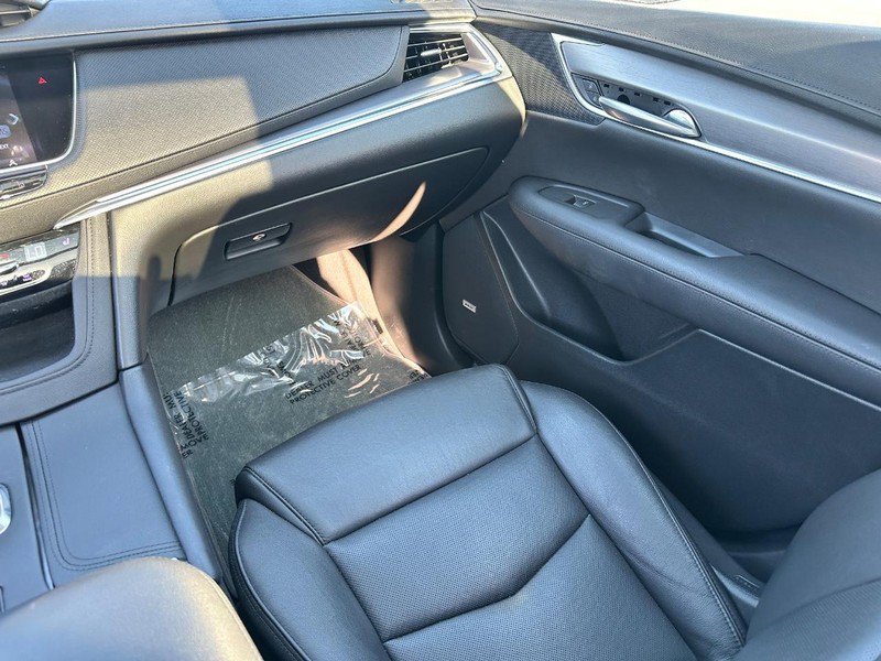 Used 2019 Cadillac XT5 Luxury w/ LPO, Radiant Package image 16