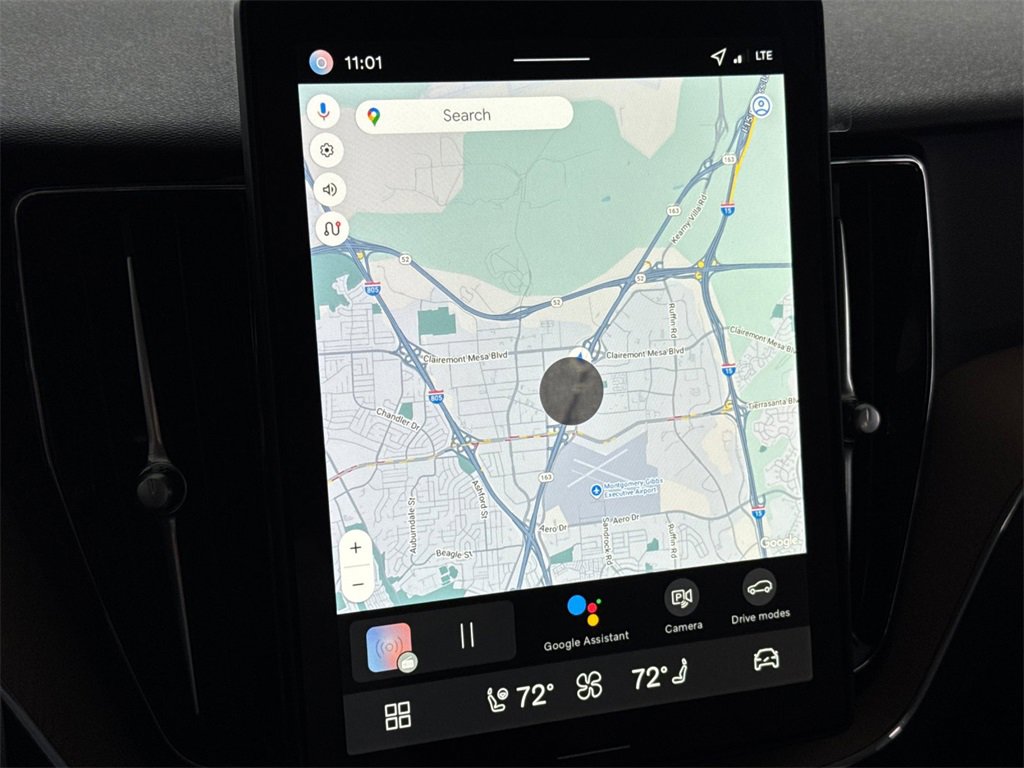 New 2026 Volvo XC60 T8 Plus image 18