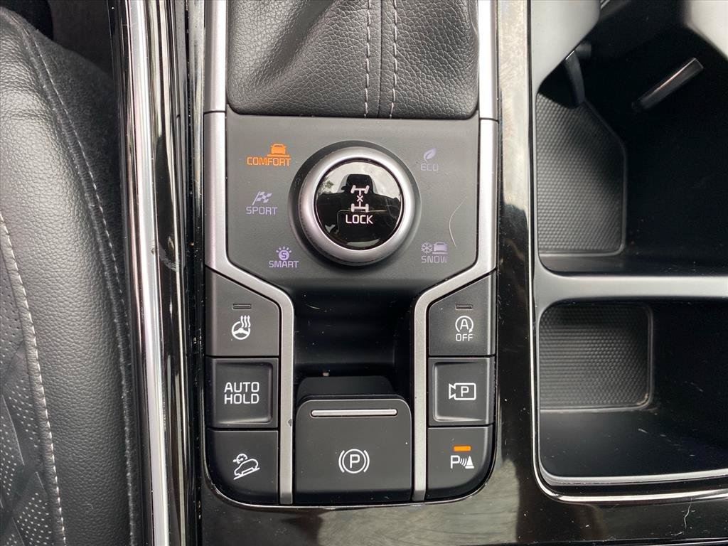 Certified 2023 Kia Sorento SX Prestige AWD/4WD image 14