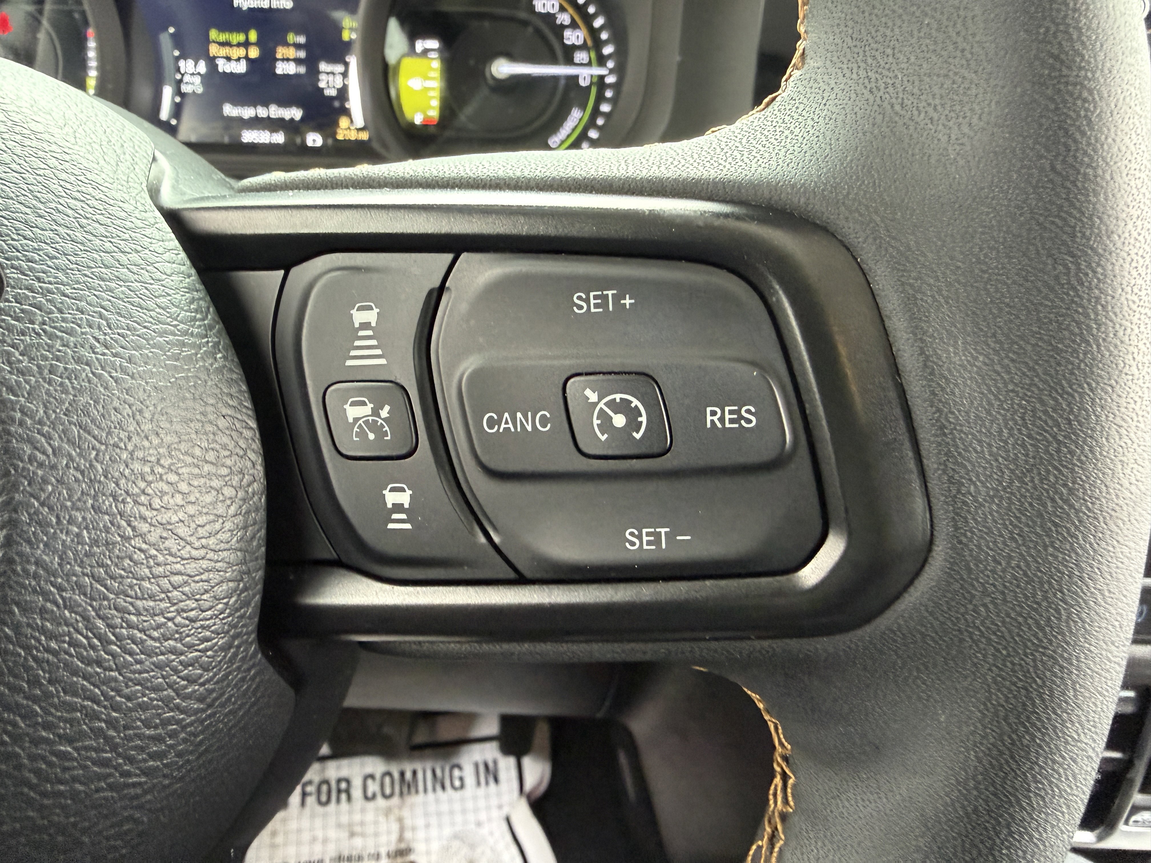 Used 2025 Ford Explorer ST image 40