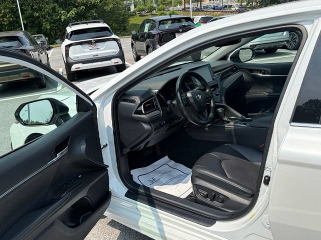 Used 2024 Toyota Camry XSE FWD image 13
