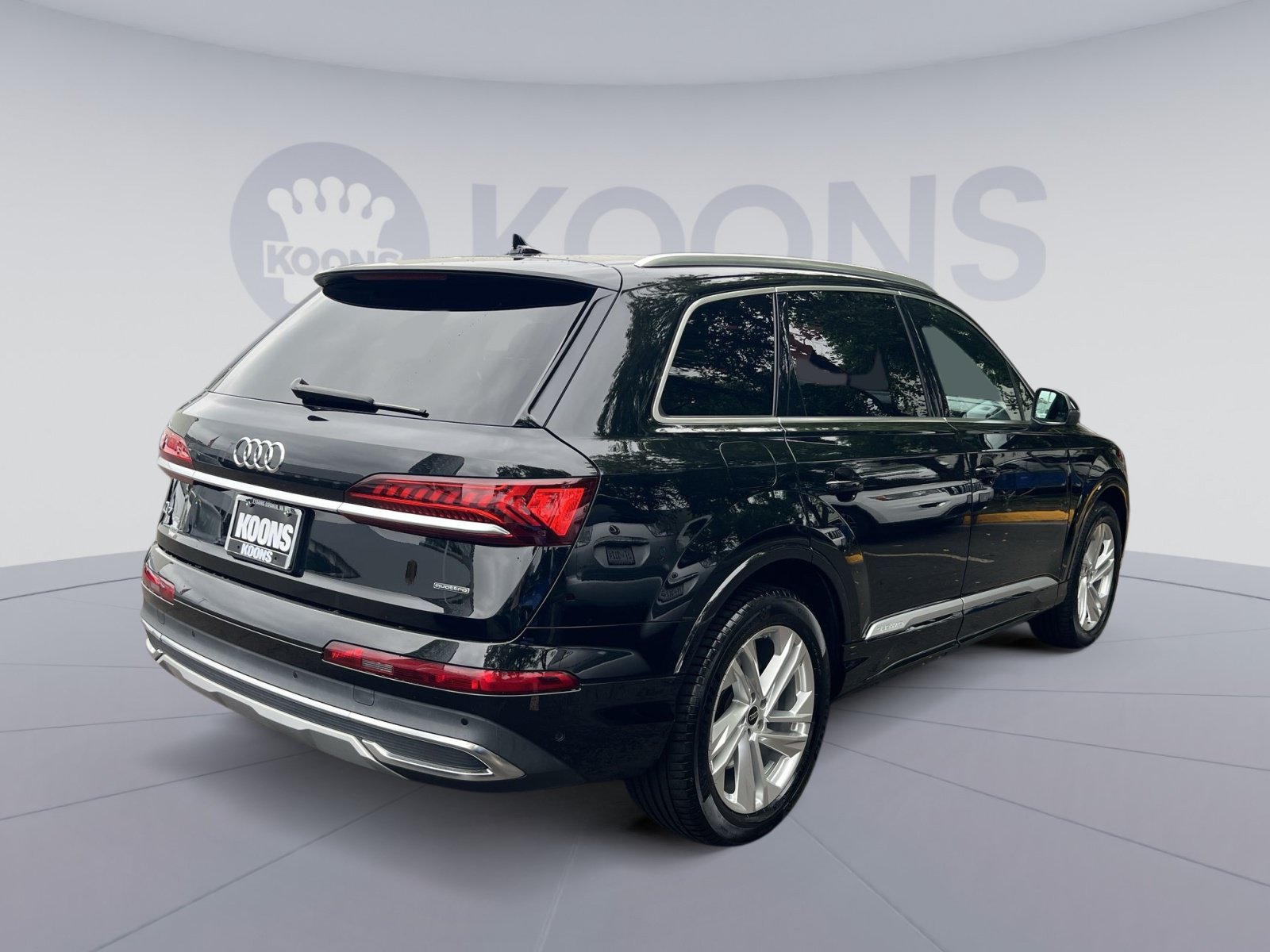 Used 2023 Audi Q7 2.0T Premium w/ Convenience Package AWD/4WD image 7