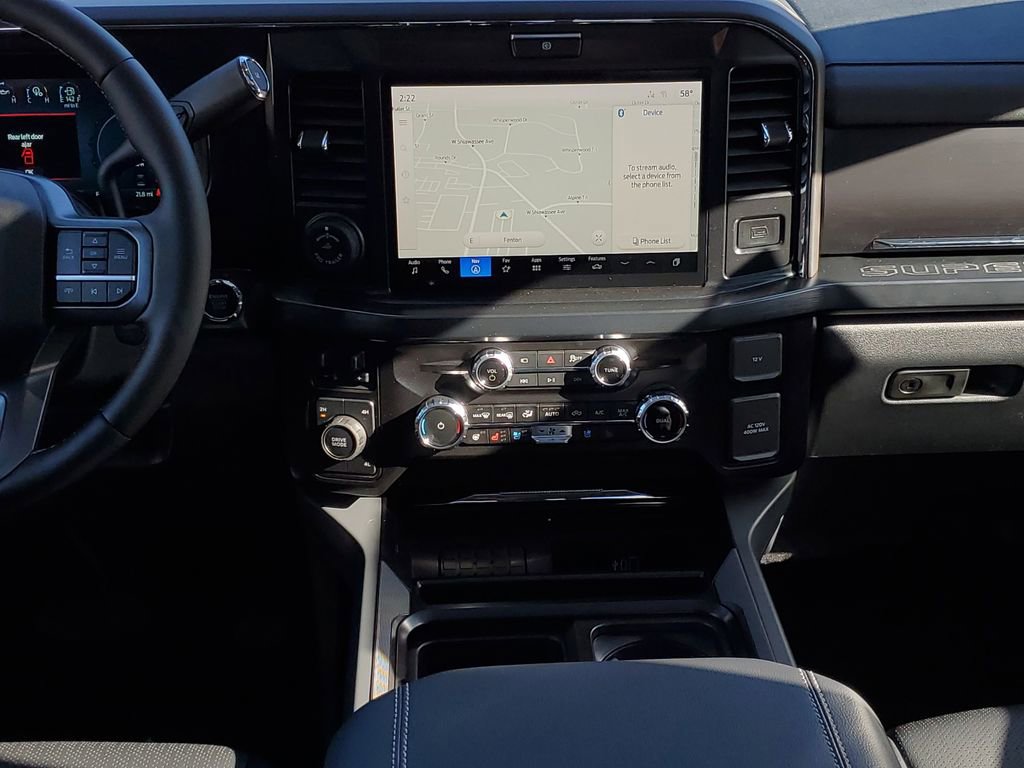 New 2026 Ford F350 Lariat w/ Black Appearance Package image 31