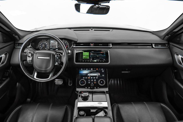 Used 2020 Land Rover Range Rover Velar R-Dynamic S image 12