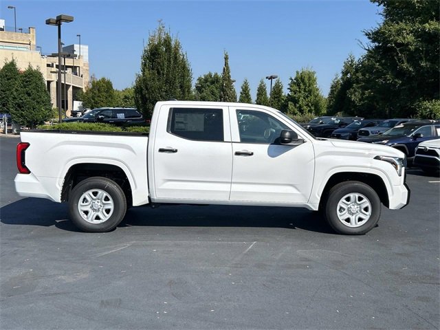 New 2026 Toyota Tundra SR image 3
