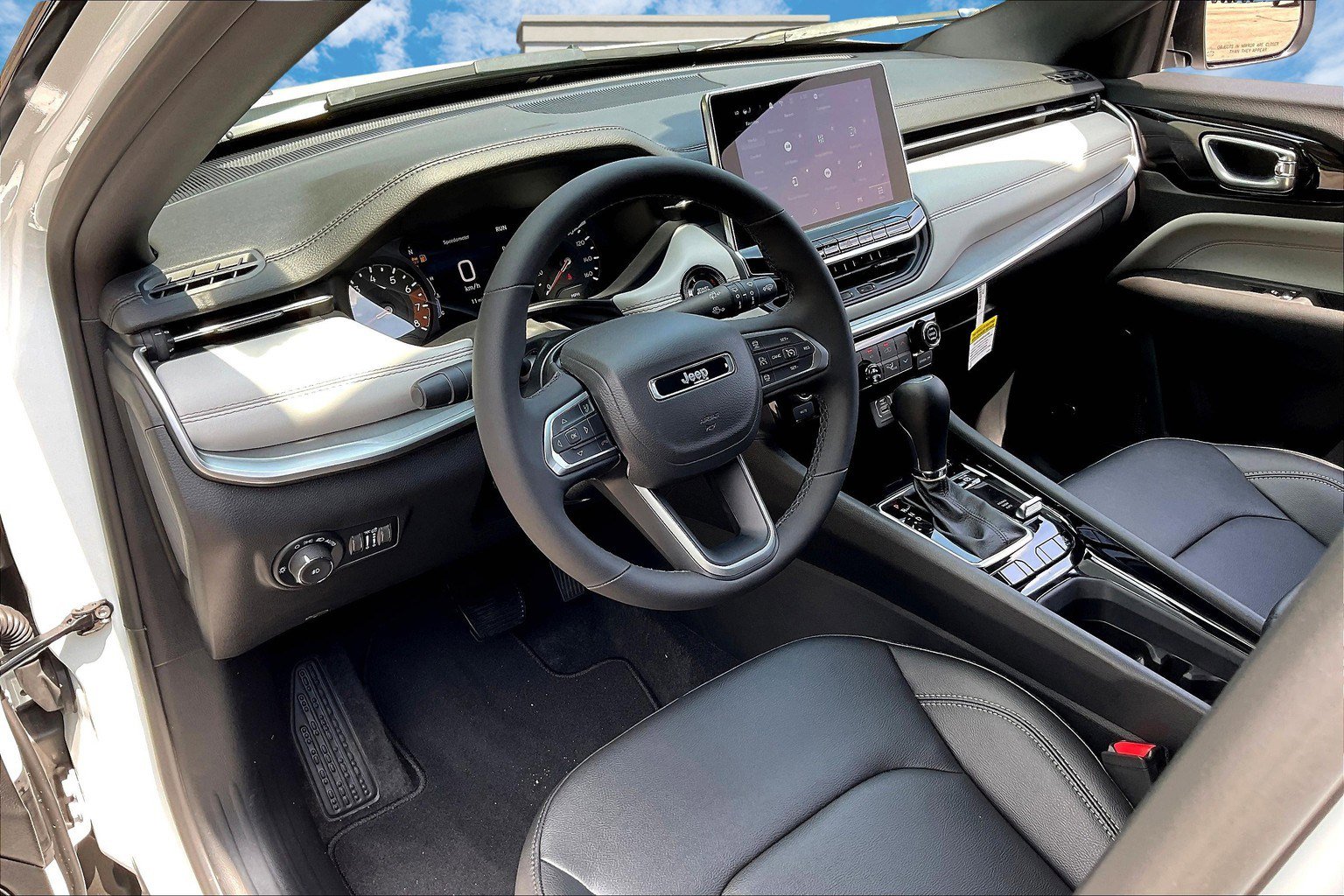 New 2025 Jeep Compass Limited w/ Sun and Sound Group image 6