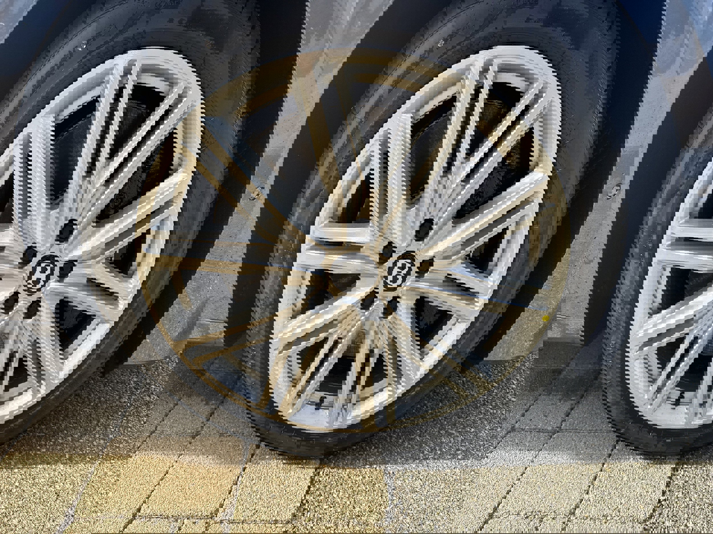 New 2026 Bentley Continental GTC image 12
