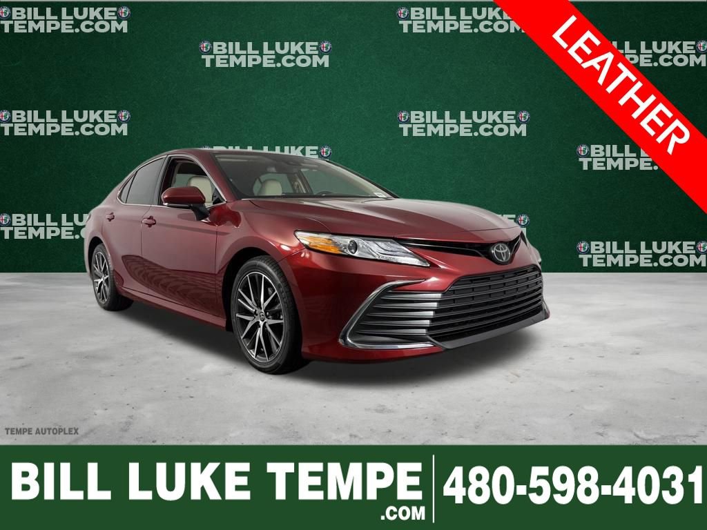 Used 2022 Toyota Camry XLE w/ Carpet Mat Package (TMS) FWD image 1