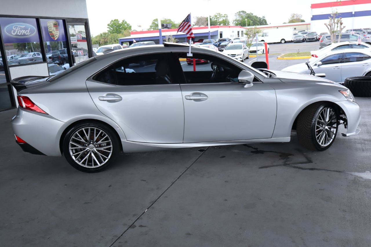 Used 2015 Lexus IS 250 AWD w/ Navigation System Package image 4
