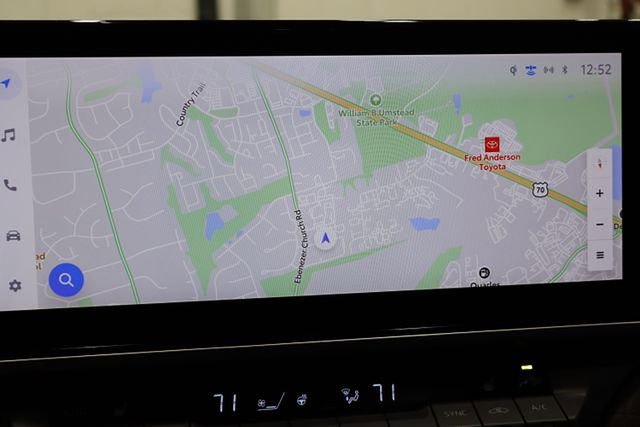 Used 2025 Toyota Camry XLE image 32