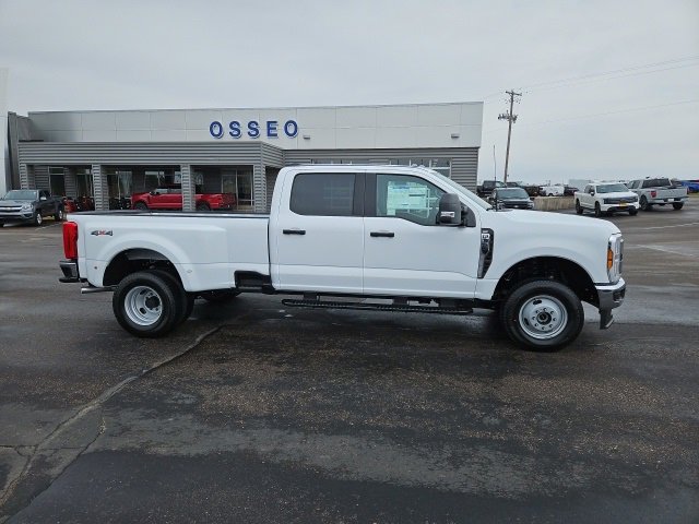 New 2025 Ford F350 XLT image 8
