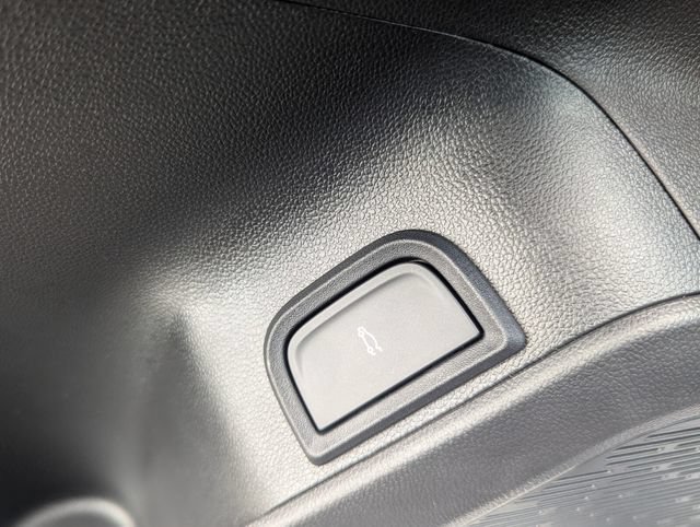 New 2027 GMC Terrain Elevation w/ Elevation Premium Package FWD image 27