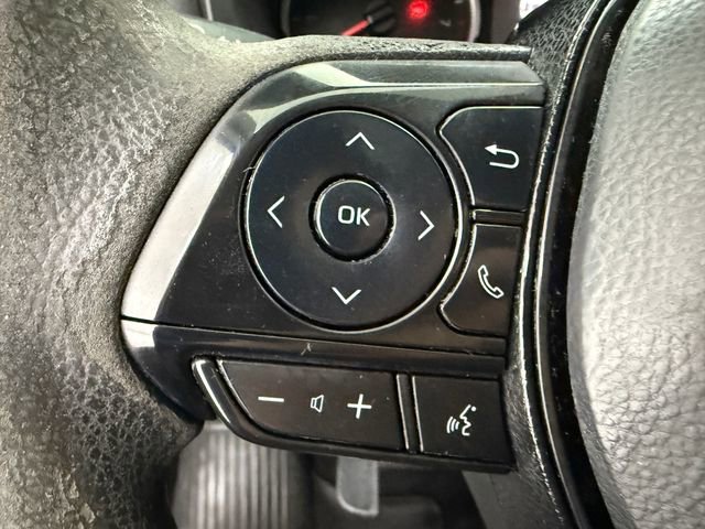 Used 2022 Toyota RAV4 LE FWD image 10