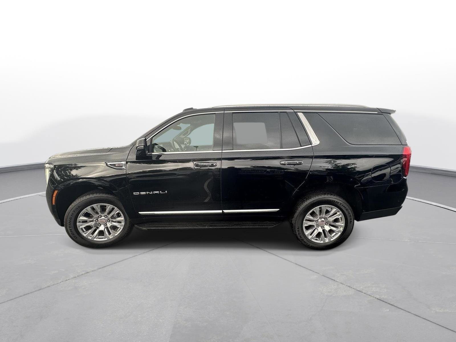 Used 2025 GMC Yukon Denali AWD/4WD image 8