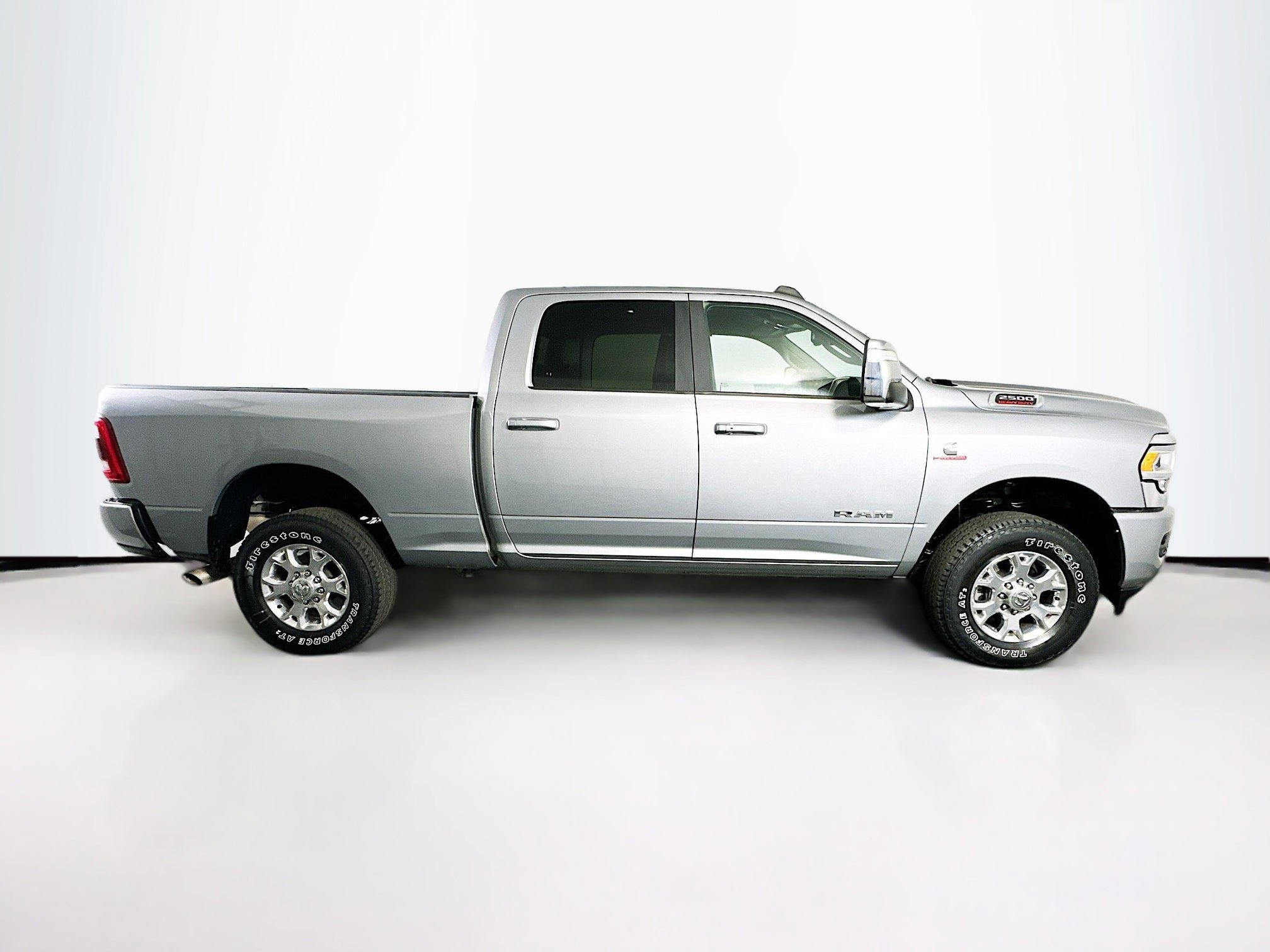 Used 2024 RAM 2500 Laramie image 10