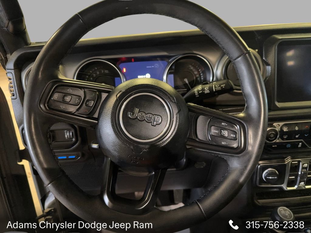 Used 2023 Jeep Wrangler Unlimited w/ Cold Weather Group image 16