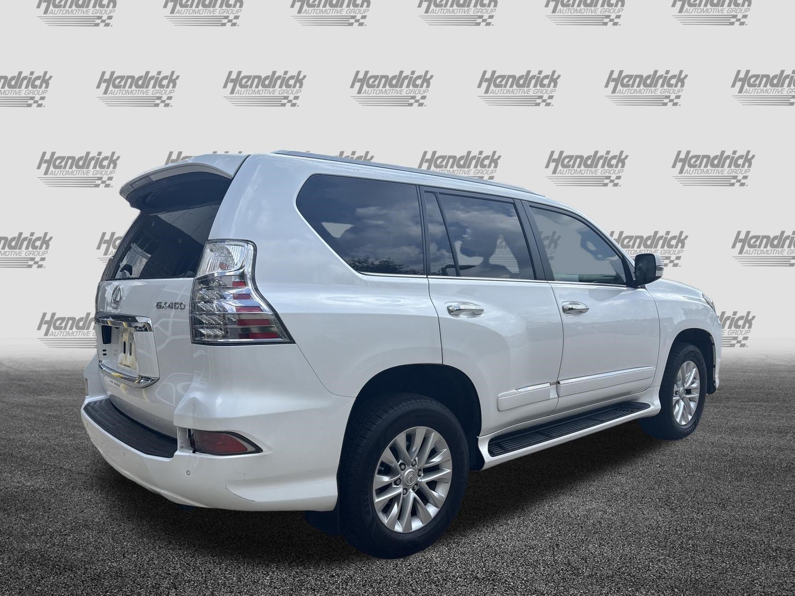 Used 2015 Lexus GX 460 w/ Premium Package AWD/4WD image 10