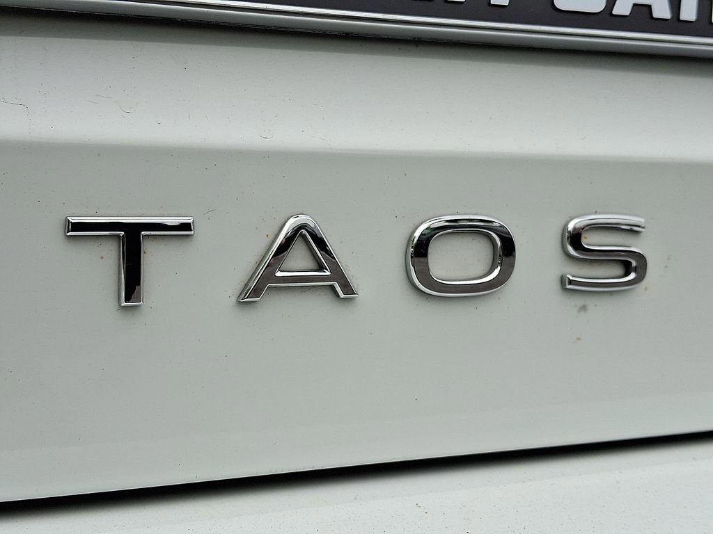 Used 2024 Volkswagen Taos S FWD image 30