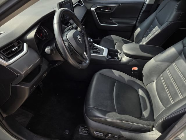 Used 2021 Toyota RAV4 XLE Premium FWD image 21