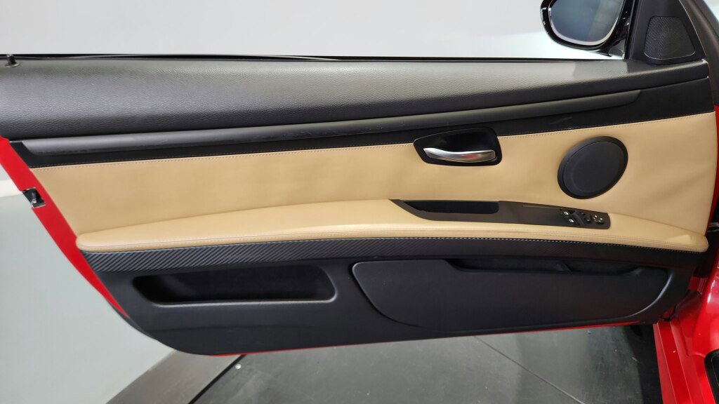 Used 2011 BMW M3 Coupe RWD image 29
