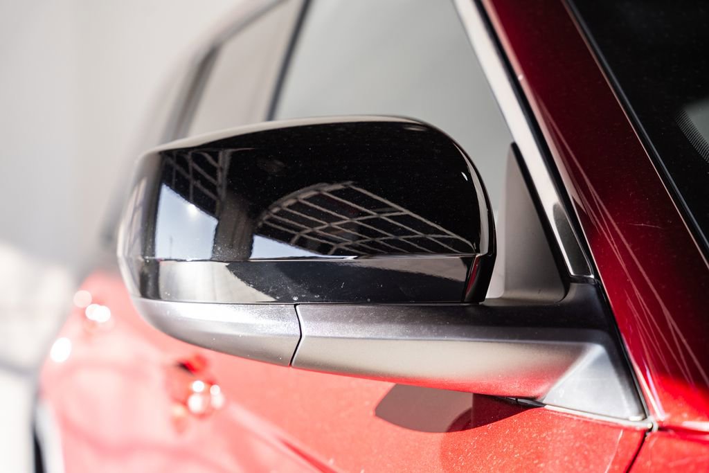 New 2025 Jeep Grand Cherokee Laredo X w/ Luxury Tech Group I image 15