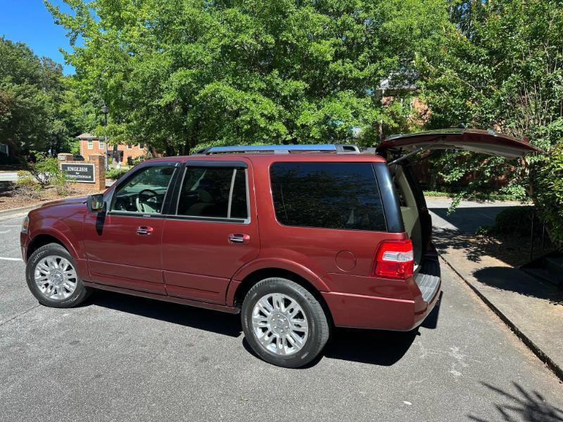 Used 2012 Ford Expedition Limited RWD image 18