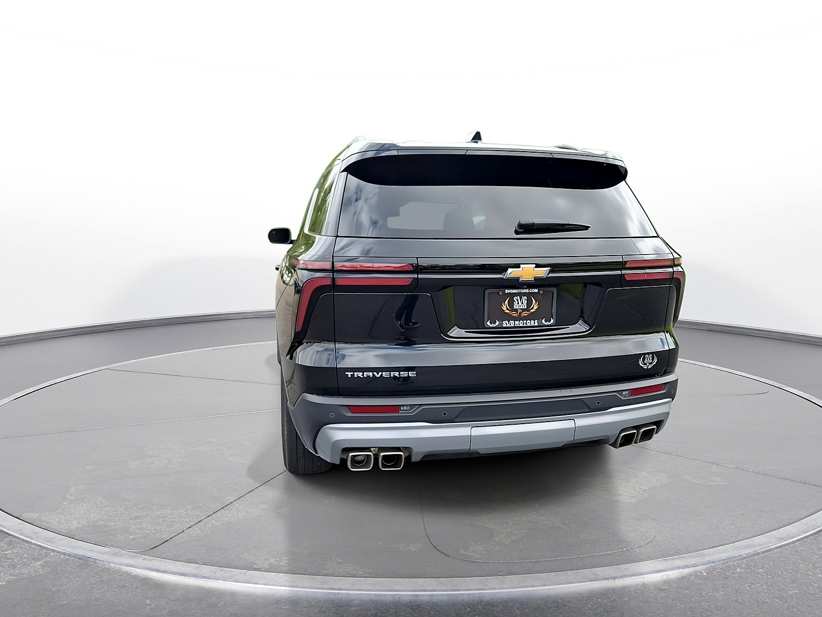 Used 2025 Chevrolet Traverse LT FWD image 6