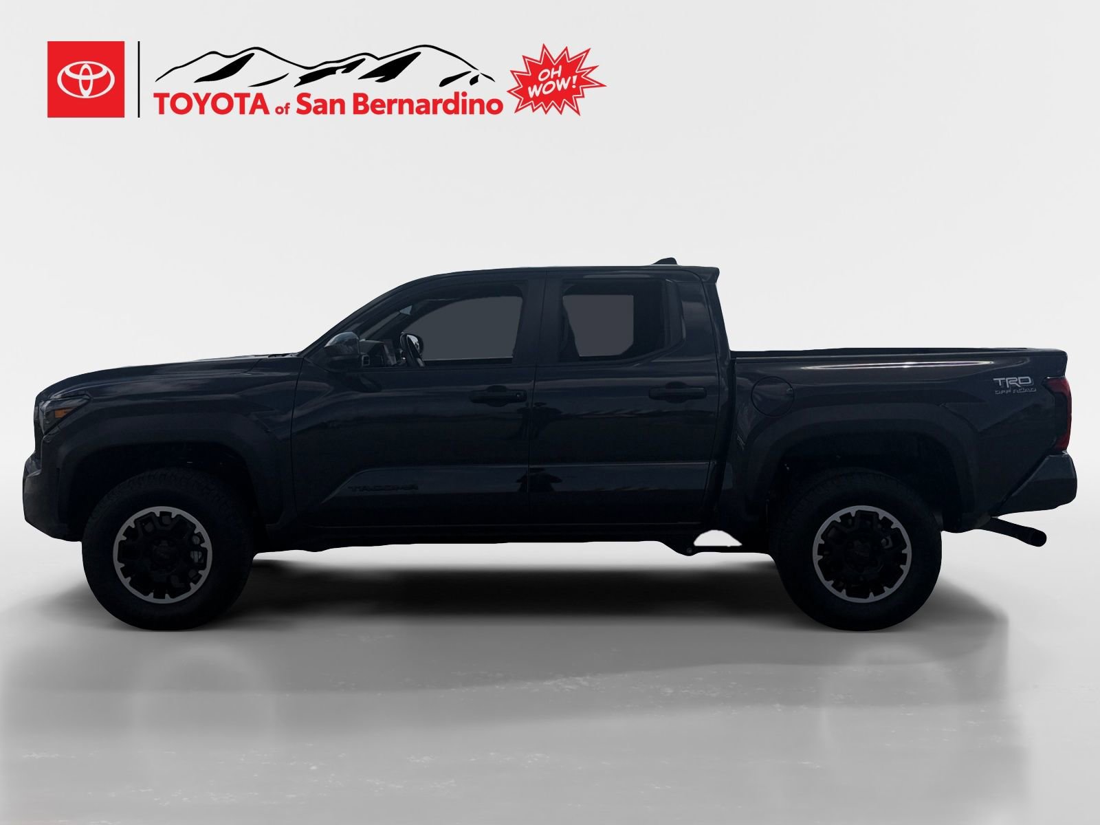 Certified 2024 Toyota Tacoma TRD Off-Road image 2