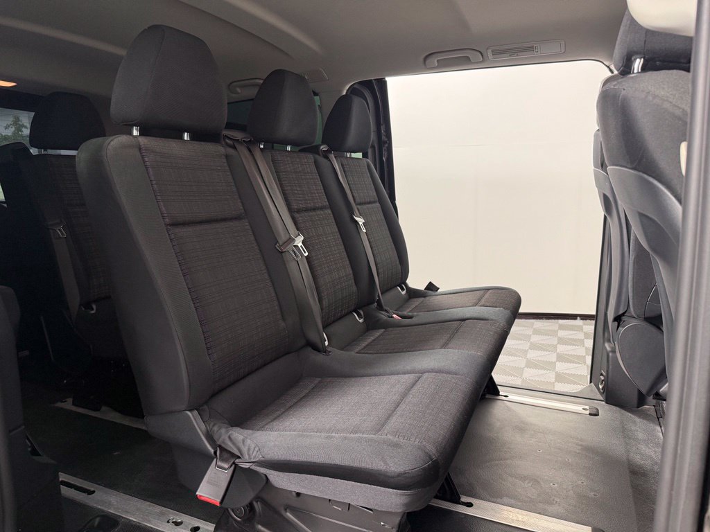 Used 2018 Mercedes-Benz Metris Passenger image 31
