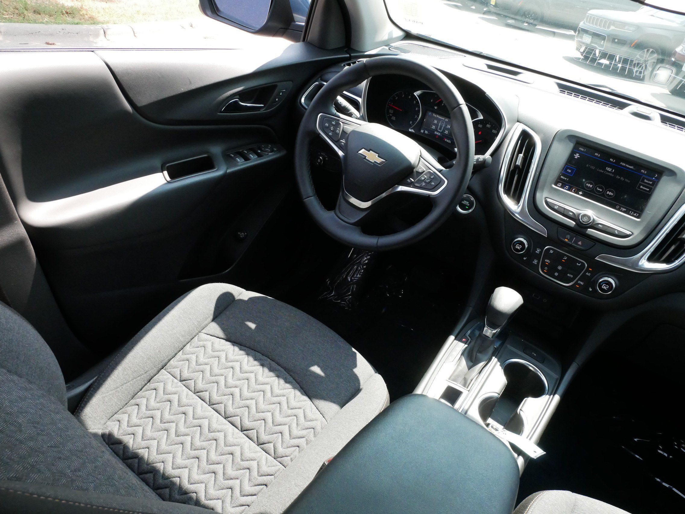Used 2024 Chevrolet Equinox LT FWD image 9