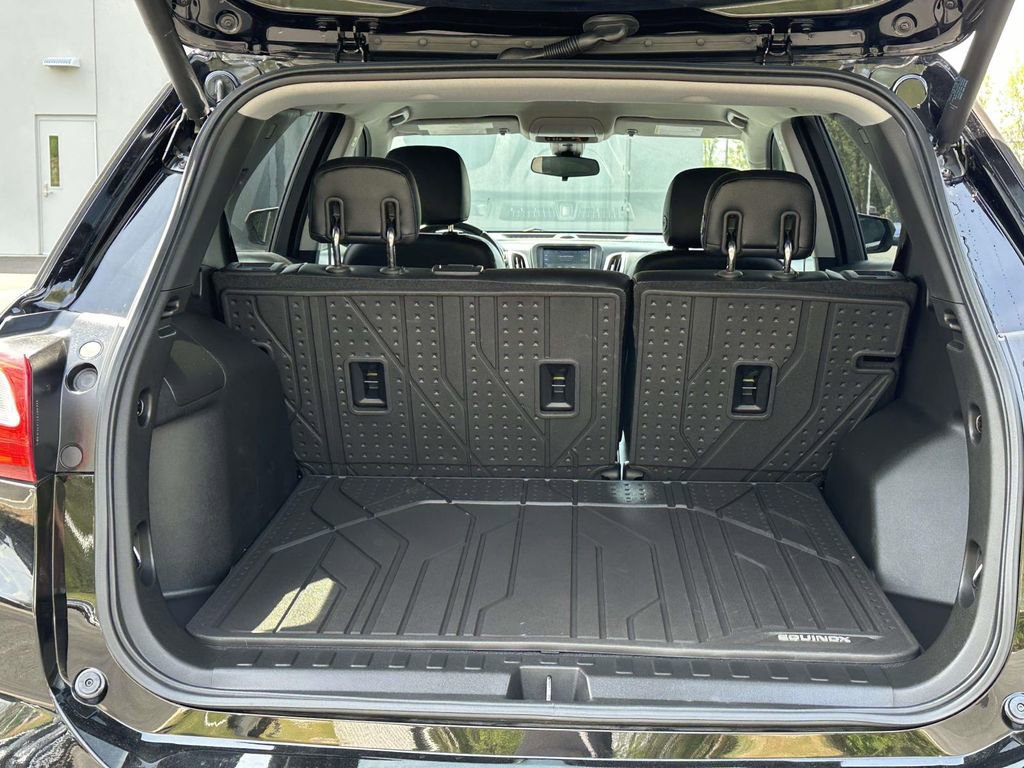 Used 2020 Chevrolet Equinox LT image 8