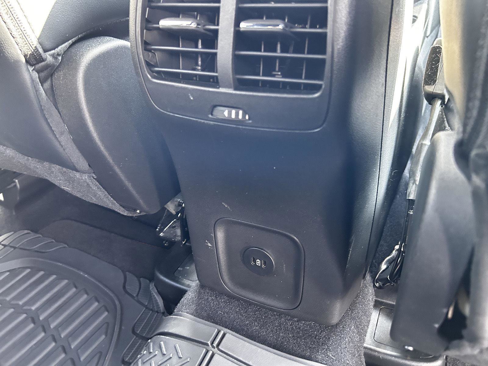 Used 2023 Ford Escape ST-Line w/ Tech Pack #1 image 17