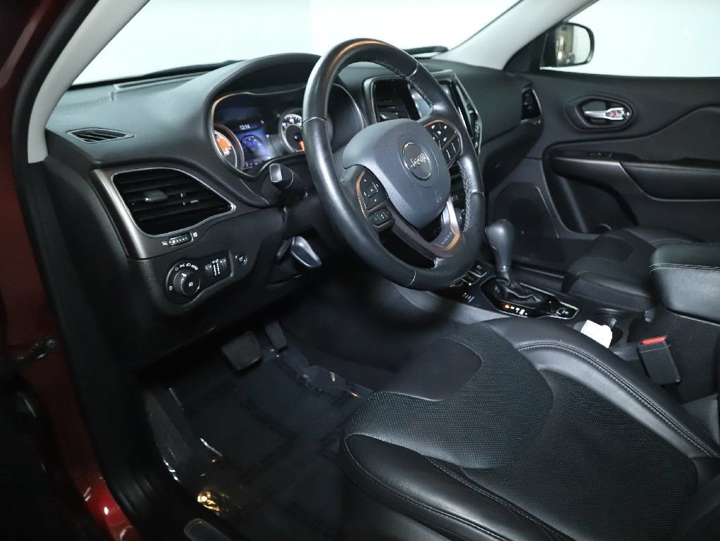 Used 2020 Jeep Cherokee Limited AWD/4WD image 18